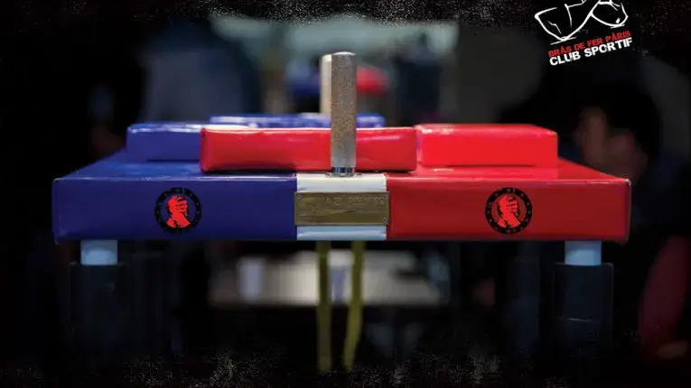Table homologuée pour bras de fer sportif – X-MEN Armwrestling